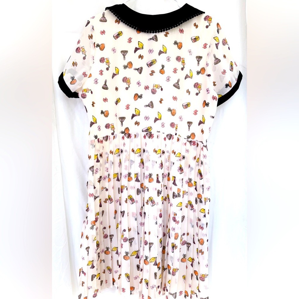 ModCloth Perfume Bottle Pleated Dress black collar trimmed with Pom poms - Picture 4 of 8